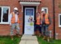 Menteri Perumahan, Komunitas, dan Pemerintah Daerah Robert Jenrick bersama dengan Politisi Bolosver Mark Fletcher dan Pemilin Bolsover District Council Steve Fritchley dalam peluncuran Pogram First Homes (Foto: Derbyshire Times)